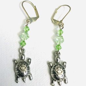 Dangle Earrings Silver Frog vintage